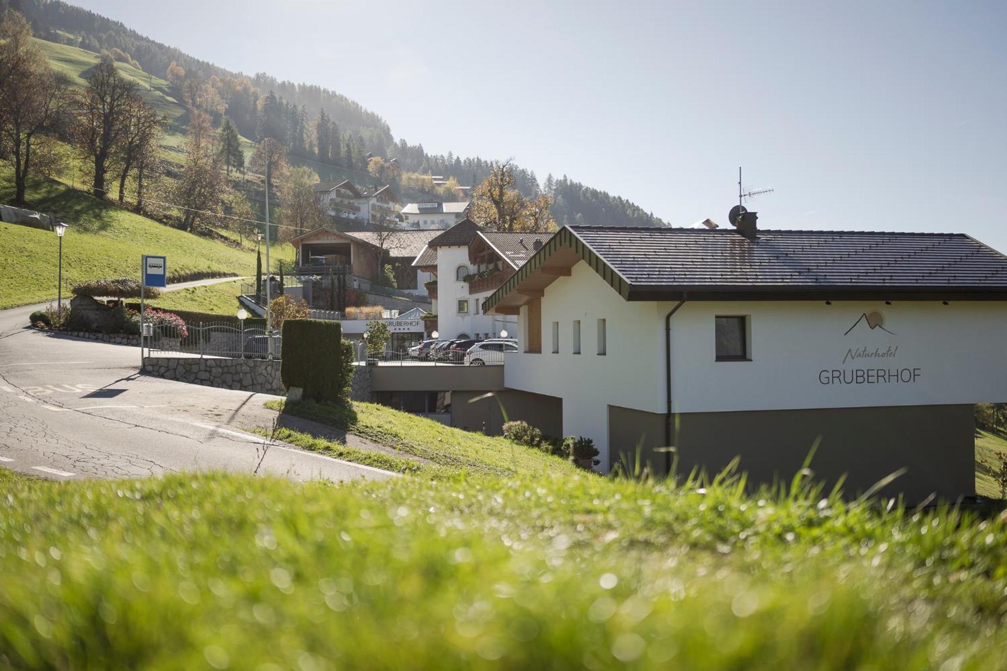 Naturhotel Gruberhof Schenna Exterior foto